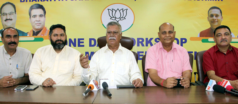 Former Minister and senior BJP leader Sukhnandan, Choudhary addressing a press conference at Jammu on Thursday. — Excelsior/Rakesh Former Minister and senior BJP leader Sukhnandan, Choudhary addressing a press conference at Jammu on Thursday. — Excelsior/Rakesh