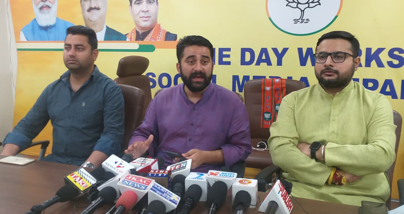 BJYM J&K UT, president Arun Prabhat, State in charge media Chetan Wanchoo addressing a press conference at Jammu on Wednesday. BJYM J&K UT, president Arun Prabhat, State in charge media Chetan Wanchoo addressing a press conference at Jammu on Wednesday.
