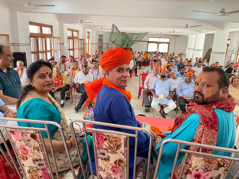 BJP president, Ravinder Raina and former Minister , Priya Sethi at a party rally at Akhnoor on Friday. BJP president, Ravinder Raina and former Minister , Priya Sethi at a party rally at Akhnoor on Friday.