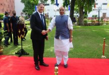 Defence Minister Rajnath Singh welcomes Australian Deputy Prime Minister and Defence Minister Richard Marles at Vigyan Bhawan, in New Delhi on Wednesday. (UNI)