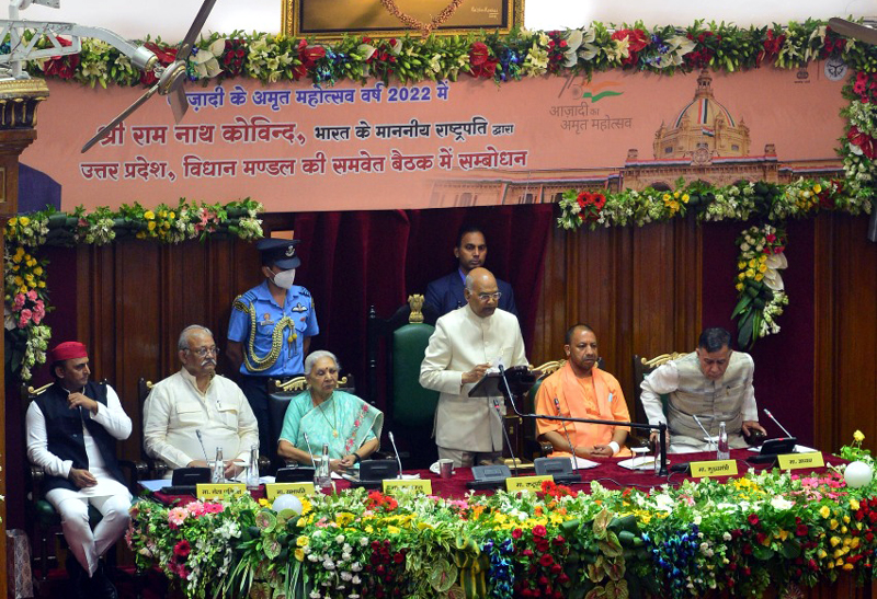 President Ram Nath Kovind addressed the special session of both houses of Uttar Pradesh Legislature in Lucknow today. President Ram Nath Kovind addressed the special session of both houses of Uttar Pradesh Legislature in Lucknow today.