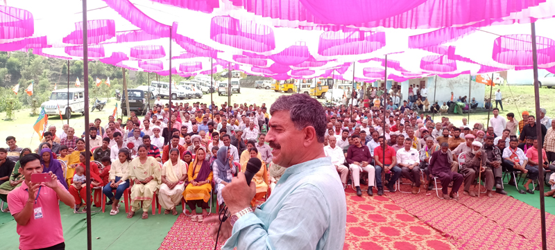MP Jugal Kishore Sharma addressing a public rally at Metka in Rajouri on Sunday. MP Jugal Kishore Sharma addressing a public rally at Metka in Rajouri on Sunday.