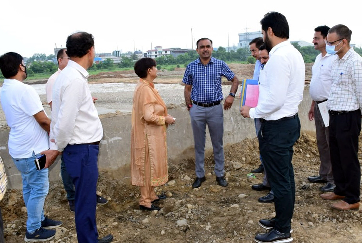 Divisional Commissioner Ramesh Kumar during visit to flood affected area of Samba. Divisional Commissioner Ramesh Kumar during visit to flood affected area of Samba.