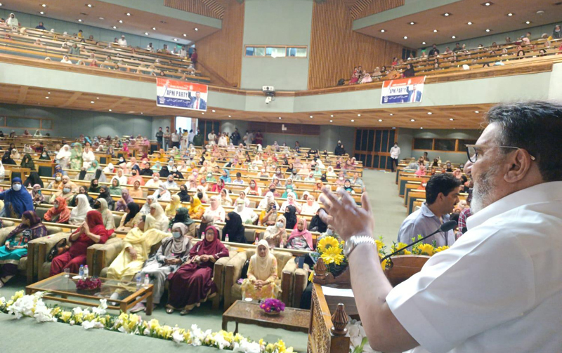 Altaf Bukhari addressing JKAP’s Women’s Convention held in Srinagar. — Excelsior/Shakeel
