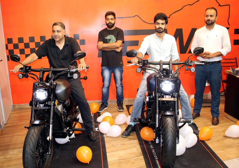 Dignitaries launching Keeway K-Light 250V at Benelli Jammu. Dignitaries launching Keeway K-Light 250V at Benelli Jammu.