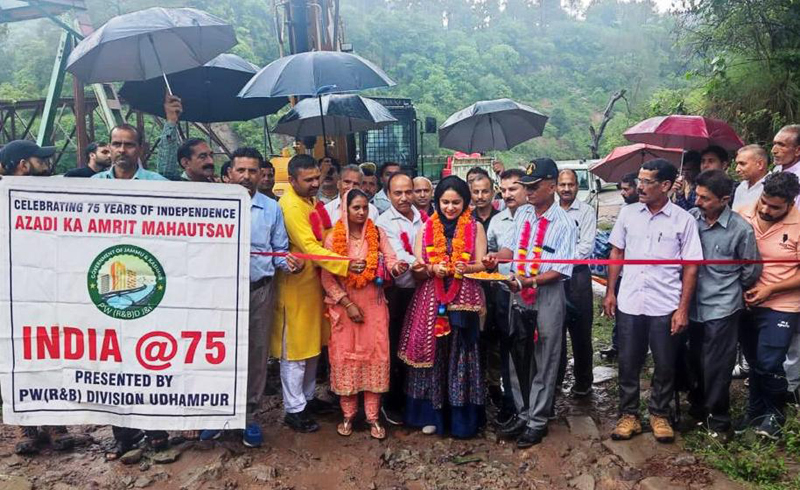Vice Chairperson DDC Udhampur kick starts work on Saloh Bridge to Thandapani road link