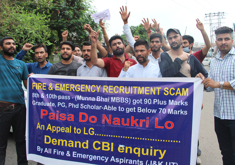 Aspirants of Fire and Emergency Services raising slogans during protest at Jammu. -Excelsior/Rakesh Aspirants of Fire and Emergency Services raising slogans during protest at Jammu. -Excelsior/Rakesh