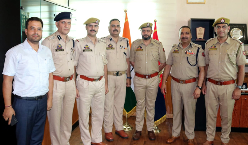 Newly promoted police officers posing for a group photograph with DGP, Dilbag Singh at Srinagar. Newly promoted police officers posing for a group photograph with DGP, Dilbag Singh at Srinagar.
