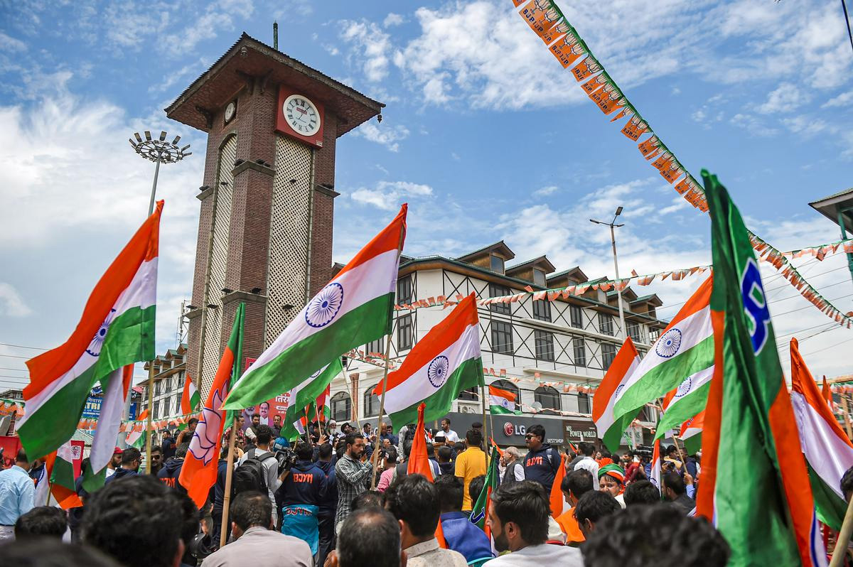 BJP cadres during the Tiranga bikers rally in Srinagar. (File)
