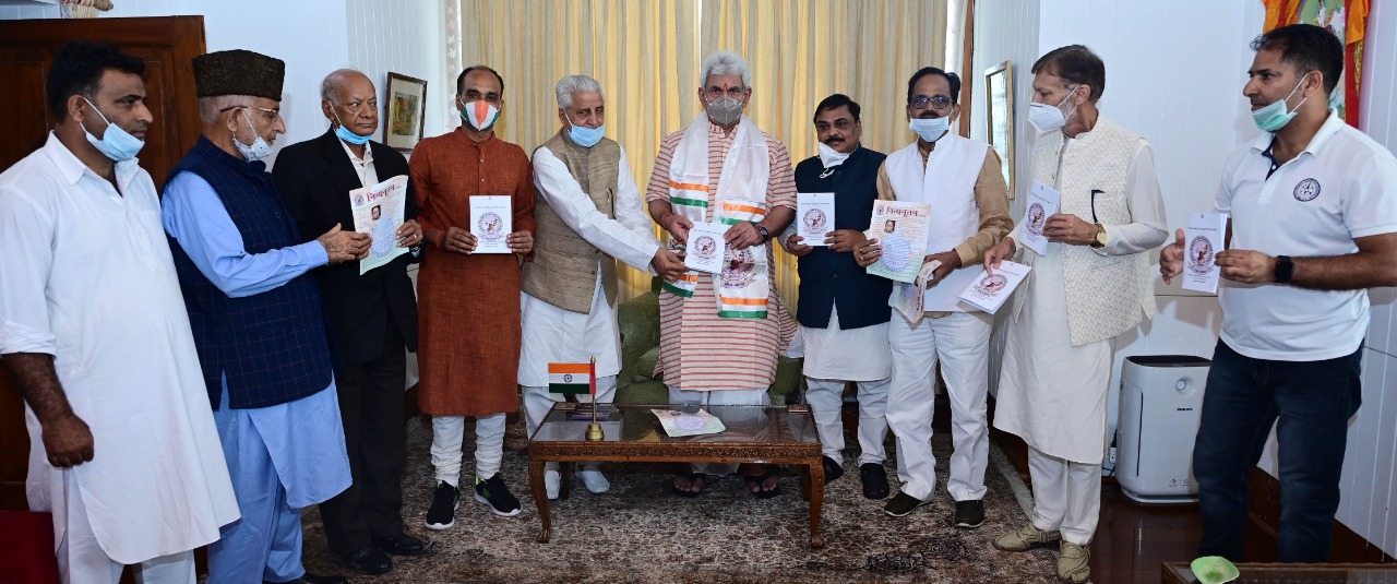 Lt Governor with Delegation of Akhil Bharat Rachnatmak Samaj