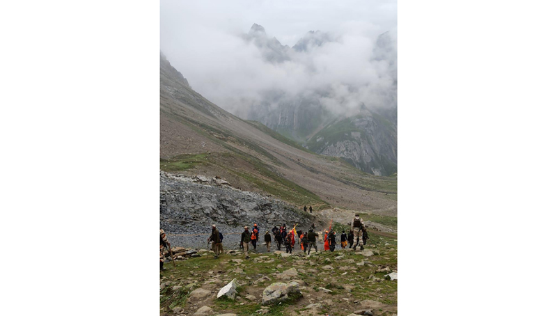 Chhari Mubarak on way to Panchtarni from Sheshnag on Thursday. Chhari Mubarak on way to Panchtarni from Sheshnag on Thursday.