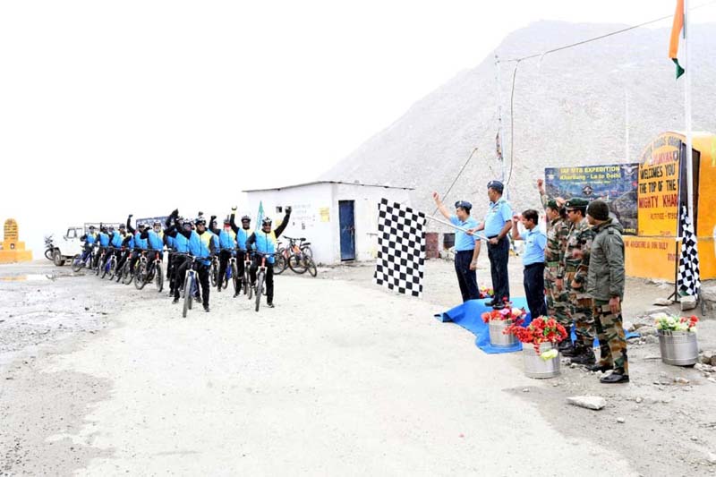 Air Commander P K Srivastava, Air Officer Commanding, Air Force Station Leh flagging of cycling expedition from Khardung La, Leh to National War Memorial, New Delhi on Sunday. Air Commander P K Srivastava, Air Officer Commanding, Air Force Station Leh flagging of cycling expedition from Khardung La, Leh to National War Memorial, New Delhi on Sunday.