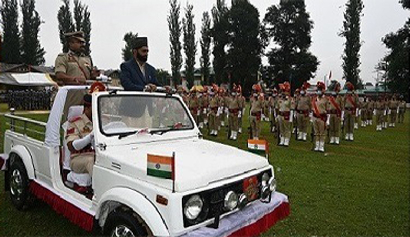 Anantnag DDC Chairman inspecting I-Day parade.