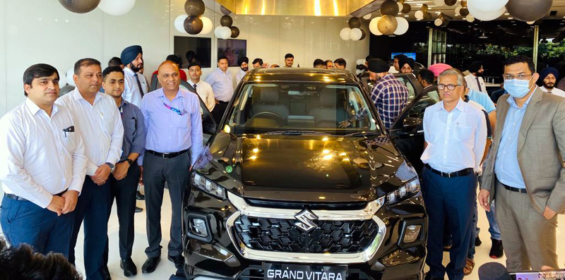 Dignitaries during unveiling of India's much awaited SUV 'The Grand Vitara'. Dignitaries during unveiling of India's much awaited SUV 'The Grand Vitara'.