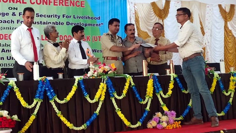 Dr Jha receiving fellowship award during a function at GDC Doda on Saturday. Dr Jha receiving fellowship award during a function at GDC Doda on Saturday.