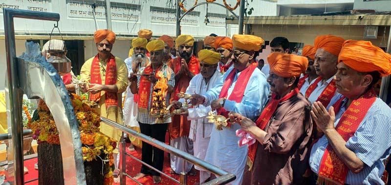 Rituals being performed during Shani Dev Sthapna Divas at Lakshmi Narayan Mandir, Gandhi Nagar, Jammu on Wednesday.