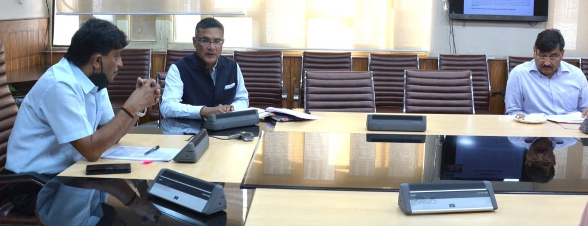 CS chairs UTLSC Meeting of PMGSY-30