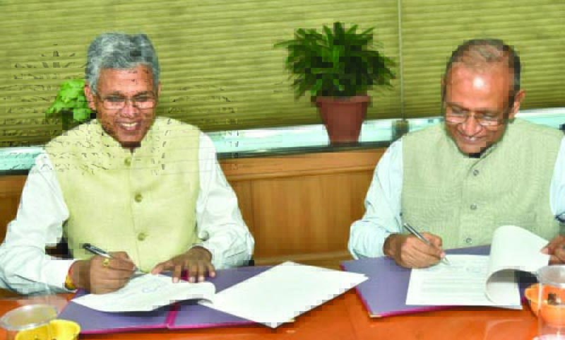 Prof B S Sahay (Director IIM Jammu) and Praveen Kumar (Director General & CEO, IICA) signing a MoU at IICA Campus, Manesar (Gurugram). Prof B S Sahay (Director IIM Jammu) and Praveen Kumar (Director General & CEO, IICA) signing a MoU at IICA Campus, Manesar (Gurugram).