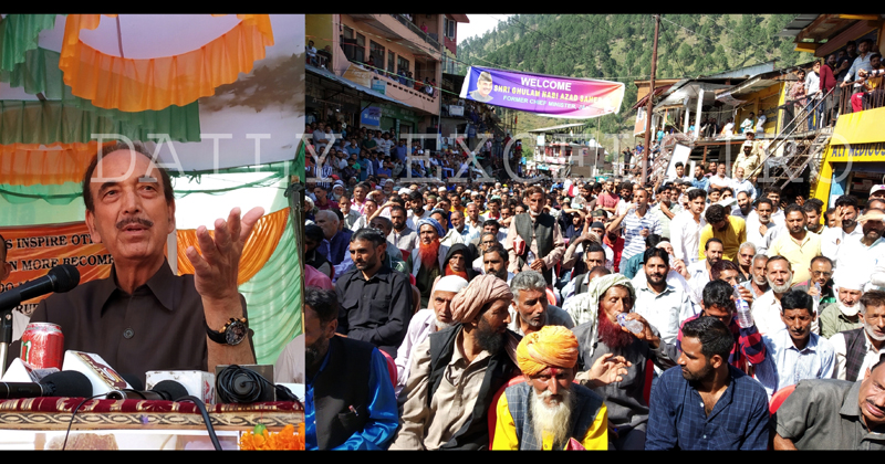 Former J&K CM Ghulam Nabi Azad addressing a public rally at Bhalla in Bhaderwah on Thursday. -Excelsior/Tilak Raj