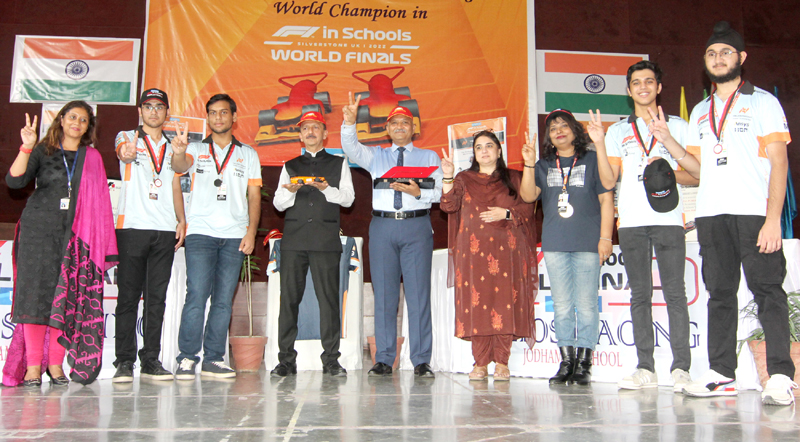 Jodhamal Helios team posing for a group photograph with dignitaries. Jodhamal Helios team posing for a group photograph with dignitaries.
