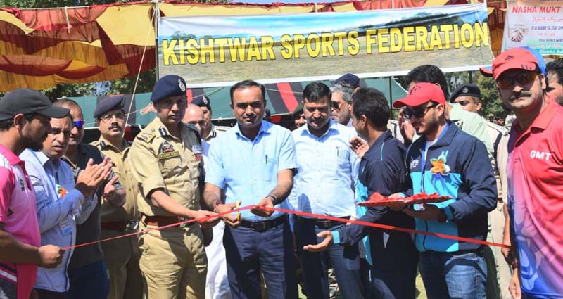 Div Com, Ramesh Kumar and ADGP Mukesh Singh inaugurating Kishtwar Cup T20 tournament at Kishtwar on Wednesday. -Excelsior/Tilak Raj Div Com, Ramesh Kumar and ADGP Mukesh Singh inaugurating Kishtwar Cup T20 tournament at Kishtwar on Wednesday. -Excelsior/Tilak Raj