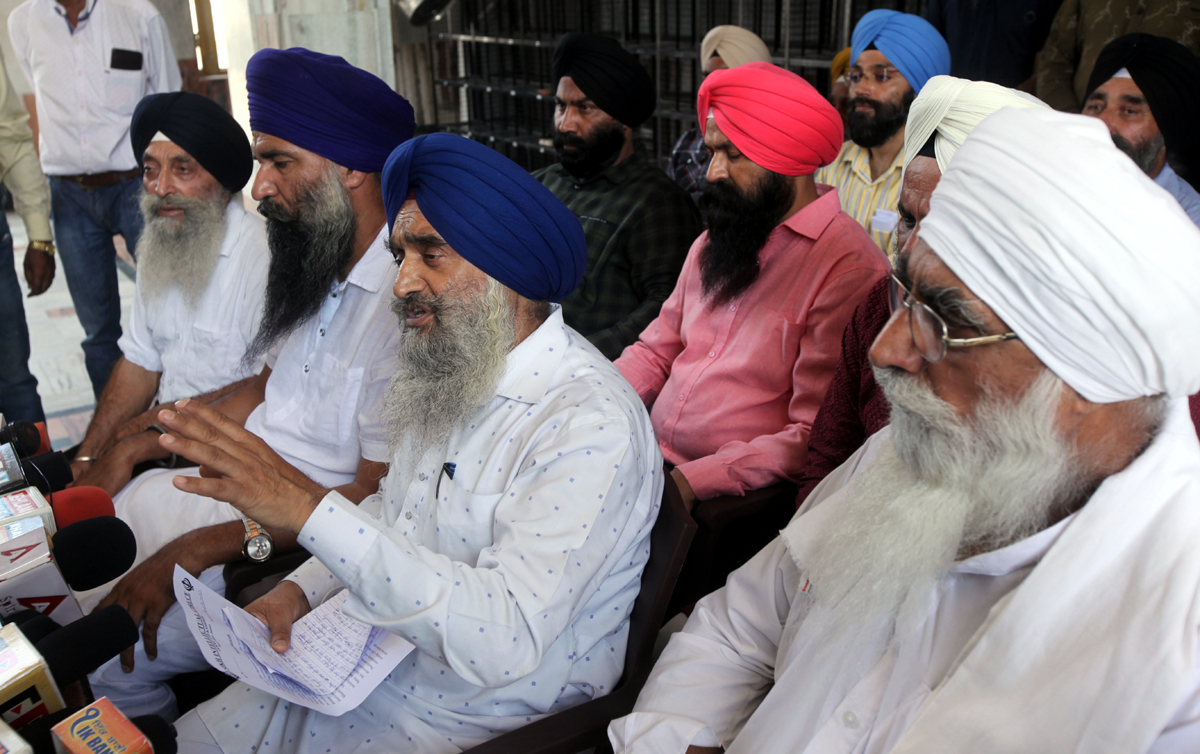 Sikh leaders addressing joint press conference in Jammu on Monday. — Excelsior/ Rakesh Sikh leaders addressing joint press conference in Jammu on Monday. — Excelsior/ Rakesh