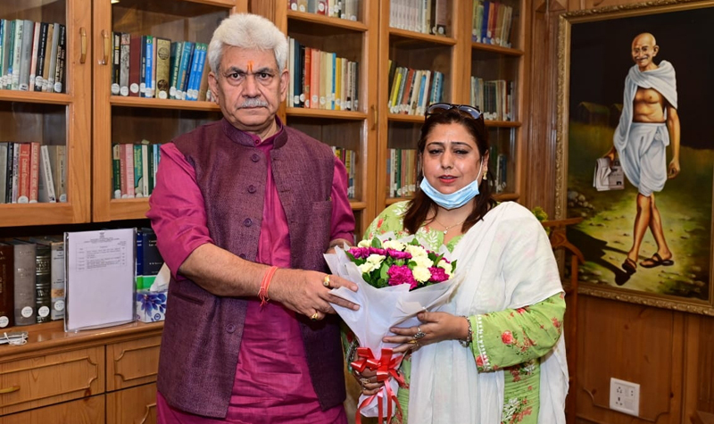 Lt Governor meeting BJP Minority Morcha leader. Lt Governor meeting BJP Minority Morcha leader.