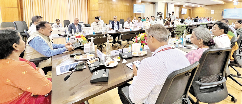 Union Minister Dr Jitendra Singh addressing the Annual Conference of Principal Secretaries of States/UTs Incharge Personnel/ General Administration Department (GAD), at New Delhi on Wednesday.