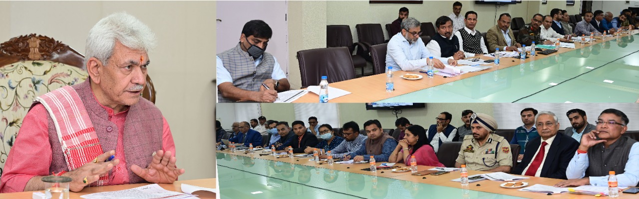 Lt Governor Manoj Sinha reviews Winter preparedness of various departments across the UT (2) (1)