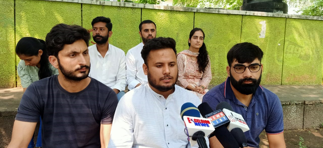 ABVP leaders addressing a press conference at Jammu on Saturday. ABVP leaders addressing a press conference at Jammu on Saturday.