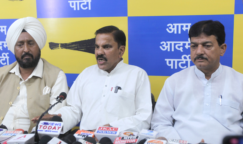 Harsh Dev Singh, Kundal and Tony addressing a press conference at Jammu on Thursday. -Excelsior/Rakesh Harsh Dev Singh, Kundal and Tony addressing a press conference at Jammu on Thursday. -Excelsior/Rakesh