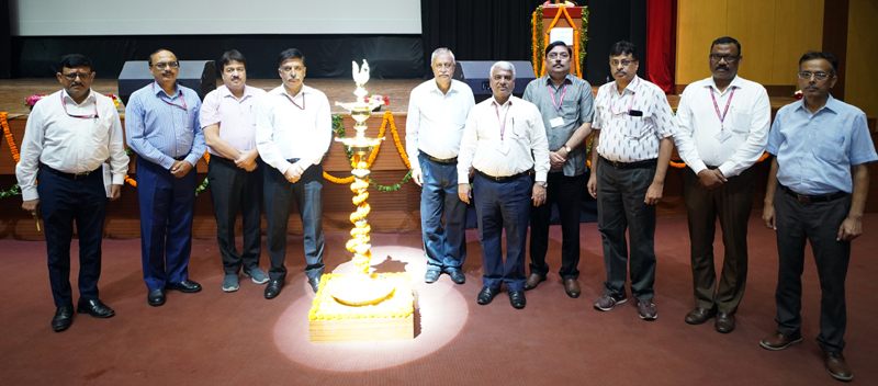 Dignitaries during closing ceremony in Jammu. Dignitaries during closing ceremony in Jammu.