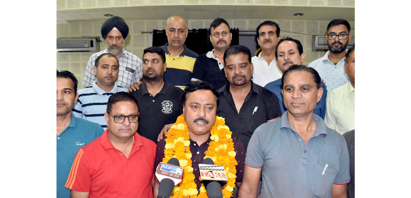Newly appointed office bearers of Forest Ministerial Staff Association at Jammu. Newly appointed office bearers of Forest Ministerial Staff Association at Jammu.