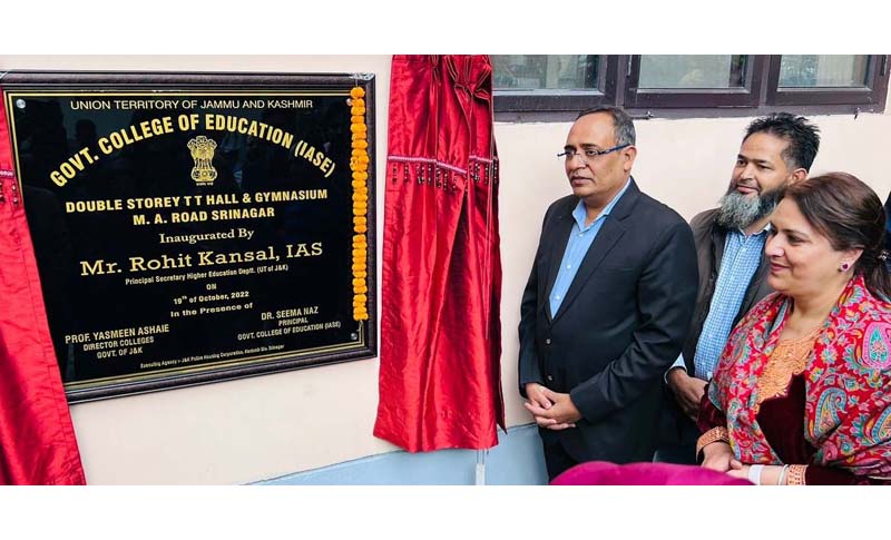 Principal Secretary, Higher Education Department Rohit Kansal inaugurating State of Art Sports Infrastructure at GCOE Srinagar on Wednesday. Principal Secretary, Higher Education Department Rohit Kansal inaugurating State of Art Sports Infrastructure at GCOE Srinagar on Wednesday.