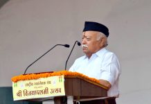 RSS Sarsanghchalak Dr Mohan Bhagwat addressing during Vijayadashmi festival celebration in Nagpur on Wednesday. (UNI)