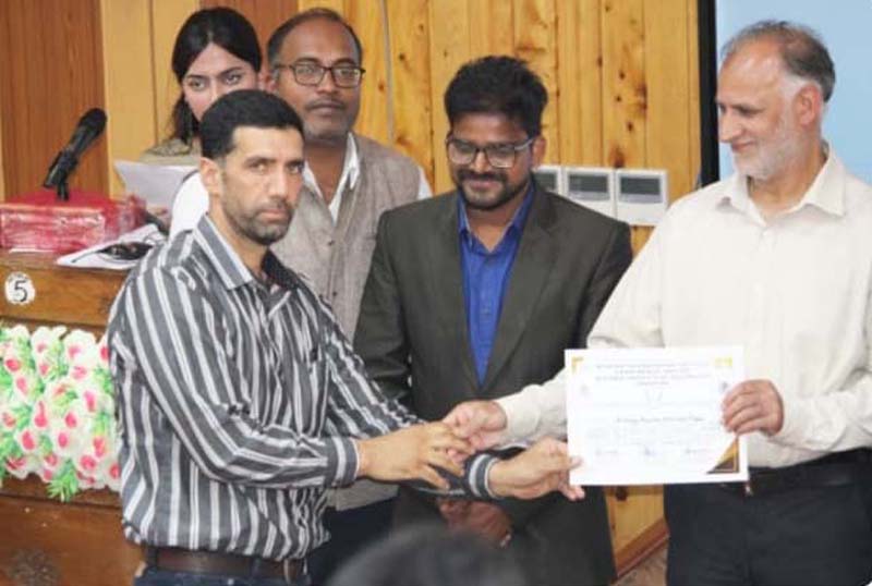 Certificates being presented to participants during valedictory function of FDP at NIT Srinagar on Saturday. Certificates being presented to participants during valedictory function of FDP at NIT Srinagar on Saturday.