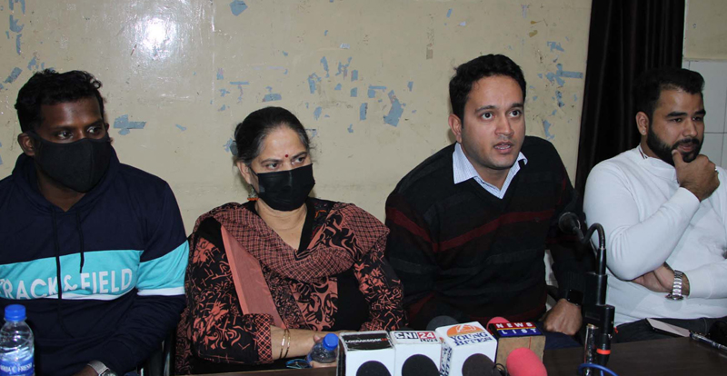 Employees of Private Nursing Colleges addressing a press conference at Jammu on Thursday.