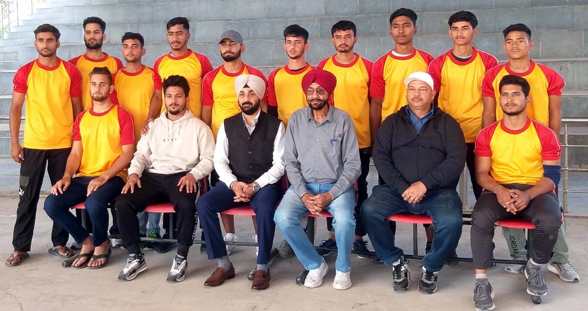 Kabaddi team posing for a group photograph at Jammu on Saturday. Kabaddi team posing for a group photograph at Jammu on Saturday.