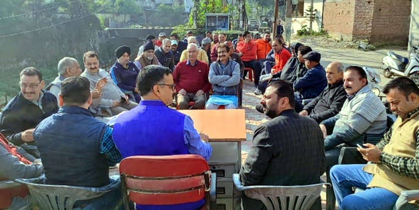 Corporator, Sanjay Baru at a meeting of prominent citizens and BJP activists at Wazir Lane Talab Tillo on Tuesday. Corporator, Sanjay Baru at a meeting of prominent citizens and BJP activists at Wazir Lane Talab Tillo on Tuesday.