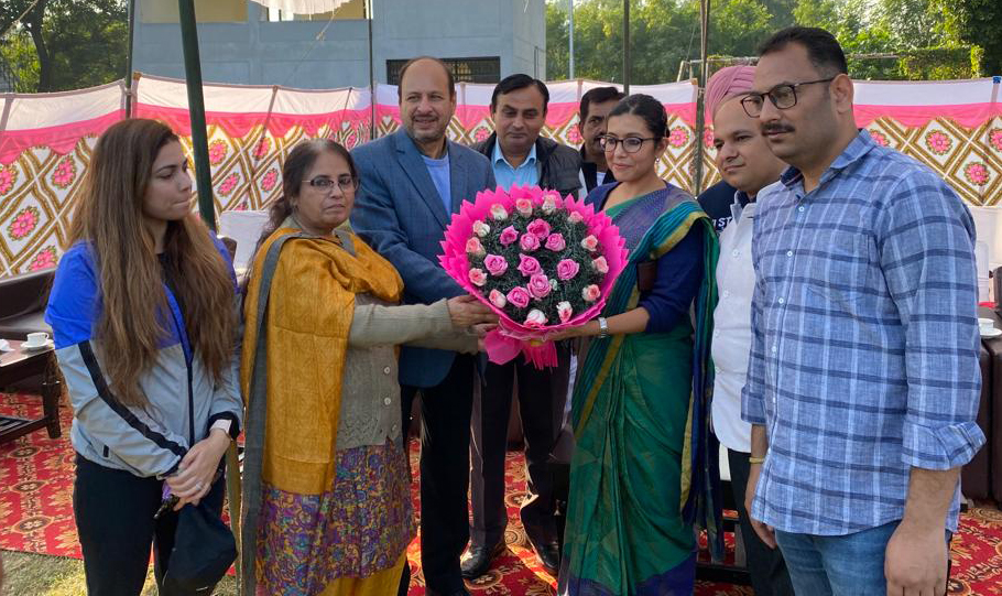 DC Jammu being awarded with bouquet during Lawyers Sports Meet at Jammu on Sunday.