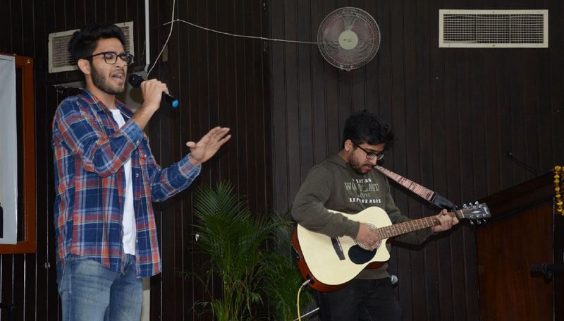 A participants presenting a western song during Display Your Talent at JU on Monday. —Excelsior/Rakesh A participants presenting a western song during Display Your Talent at JU on Monday. —Excelsior/Rakesh