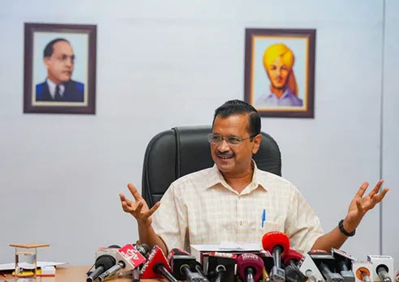 CM Arvind Kejriwal on Wednesday directed Labour Minister Manish Sisodia to provide Rs 5,000 each as financial aid to 10 lakh registered workers due to pollution-related ban on construction activities in Delhi. CM Arvind Kejriwal on Wednesday directed Labour Minister Manish Sisodia to provide Rs 5,000 each as financial aid to 10 lakh registered workers due to pollution-related ban on construction activities in Delhi.
