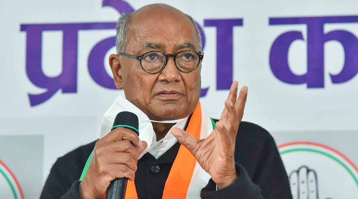PM Modi's political history based on 'Hindu-Muslim dispute': Digvijaya Singh PM Modi's political history based on 'Hindu-Muslim dispute': Digvijaya Singh