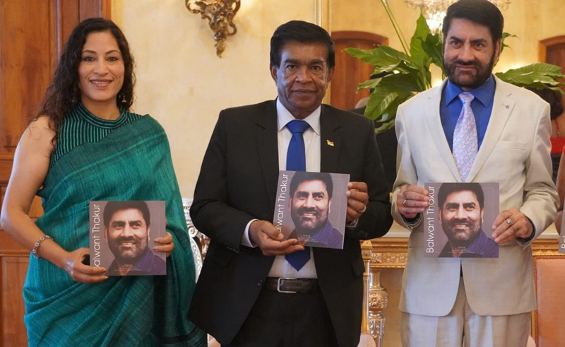 President of Mauritius along with High Commissioner of India launching a book on Balwant Thakur at President House, Mauritius. President of Mauritius along with High Commissioner of India launching a book on Balwant Thakur at President House, Mauritius.