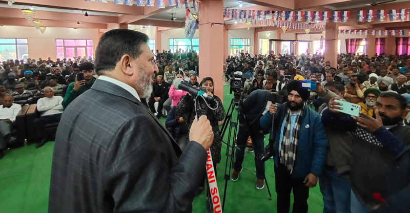 Former Minister and Apni Party president, Mohammad Altaf Bukhari during a party convention at Samba on Saturday. Former Minister and Apni Party president, Mohammad Altaf Bukhari during a party convention at Samba on Saturday.
