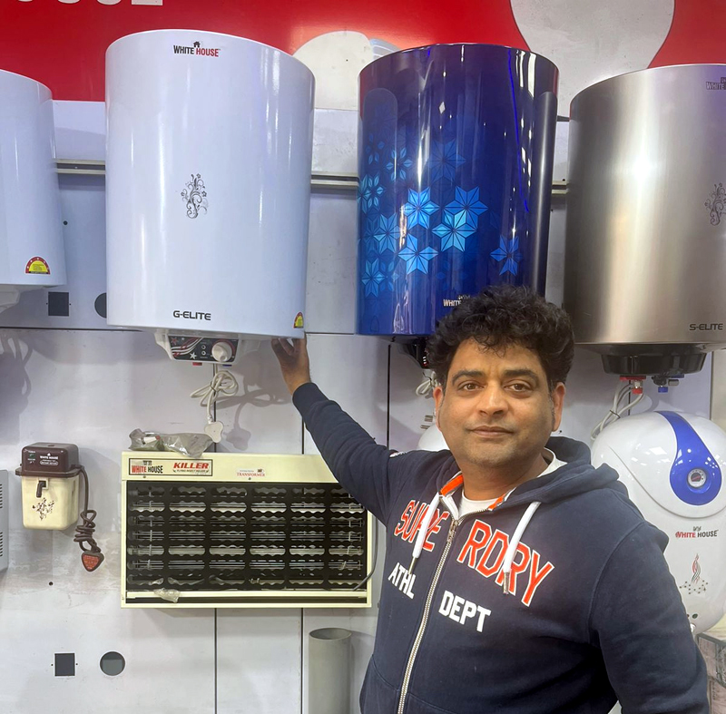 Kamal Gupta, MD White House appliance launching ‘Glass Line Geysers’. Kamal Gupta, MD White House appliance launching ‘Glass Line Geysers’.