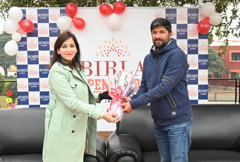 A dignitary being presented a bouquet by the school Principal Aparana Kohli at Jammu on Thursday. A dignitary being presented a bouquet by the school Principal Aparana Kohli at Jammu on Thursday.