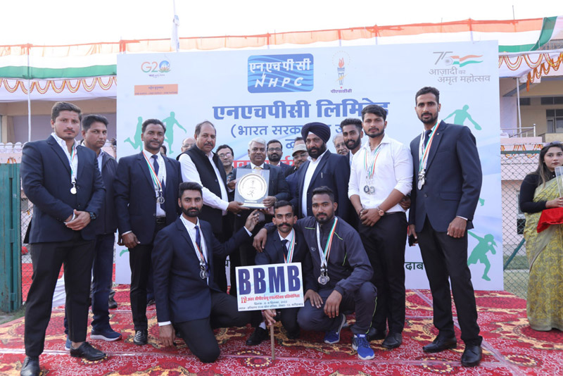 Winners being awarded with trophy by dignitaries on Friday. Winners being awarded with trophy by dignitaries on Friday.