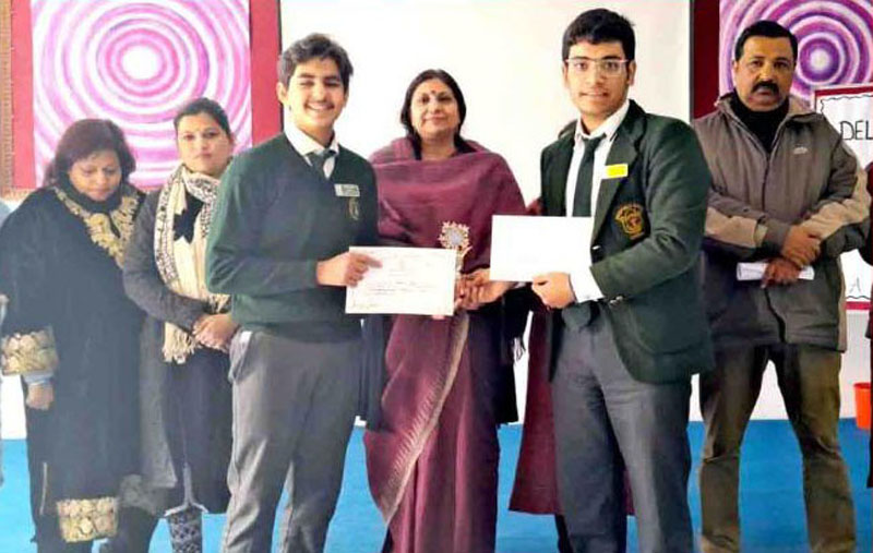 Student Innovators of DPS Jammu displaying certificates while posing with Principal and others. Student Innovators of DPS Jammu displaying certificates while posing with Principal and others.