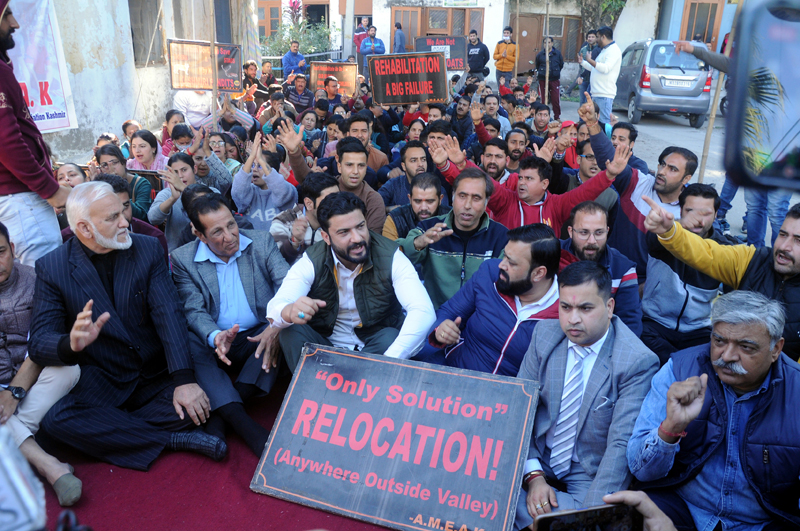 DAP leaders during a protest with PM package employees at Jammu on Monday. -Excelsior/Rakesh DAP leaders during a protest with PM package employees at Jammu on Monday. -Excelsior/Rakesh